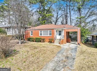 186 W Lake Dr NW, Atlanta, GA 30314