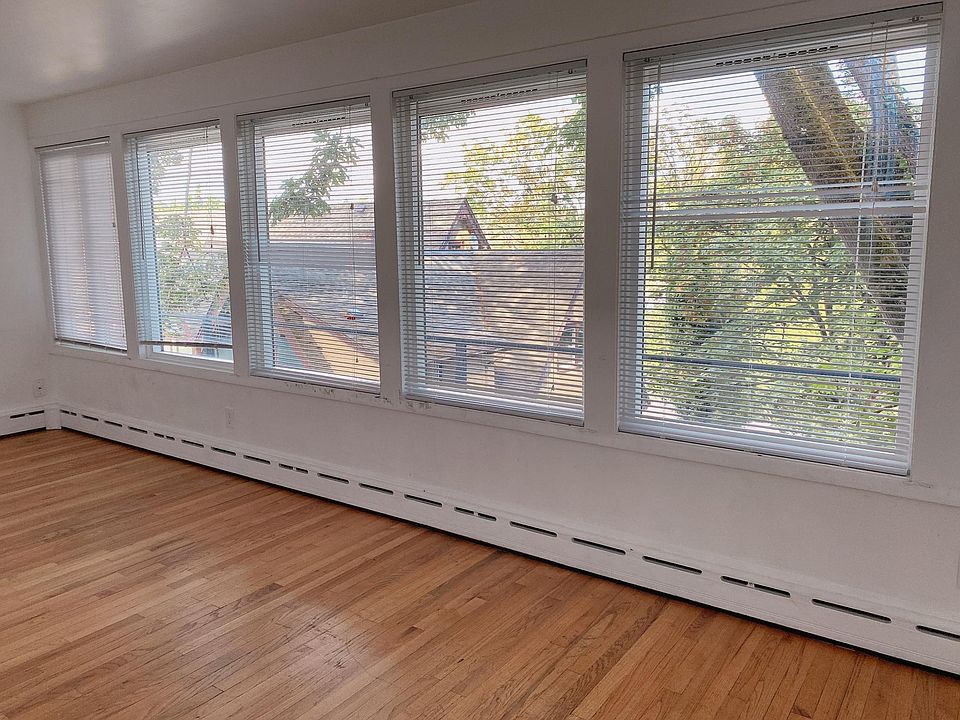 1st image of 22nd Ave NE #4748