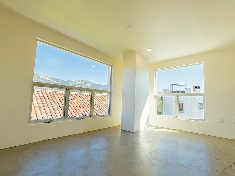 Upstairs living and bedroom with sweeping views of the mountains.
