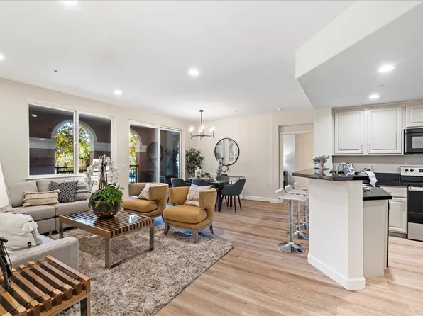 1310 Saddle Rack St APT 220, San Jose, CA 95126