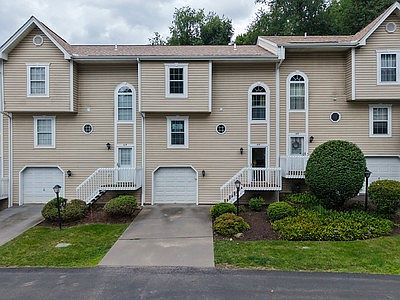 1st image of 417 Redwood Ct