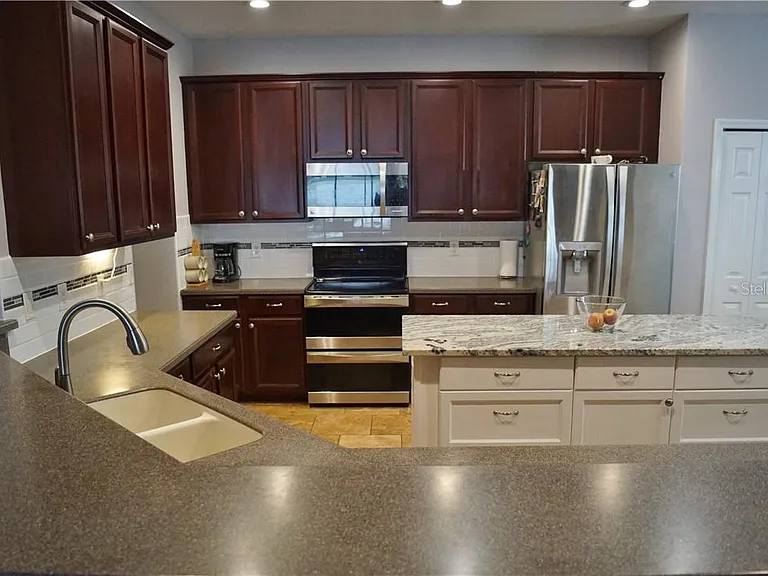 1742 Mira Lago Cir — Photo 17