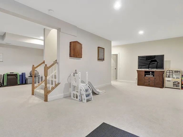 5231 Winter View Dr — Photo 71