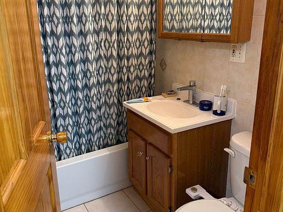 3rd image of 294 Eckford St APT 3F