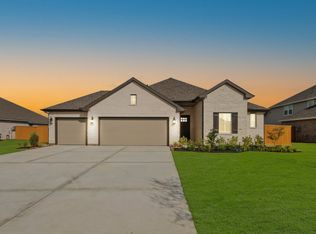 671 Salado Trl, Dayton, TX 77535