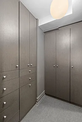 Sold by Corcoran | media 14