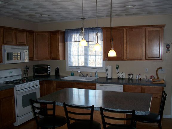 Kitchen with Island