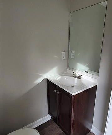 5th image of 2085 Lenoa Ln