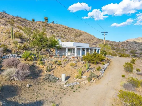 52724 Altadena Dr, Morongo Valley, CA 92256