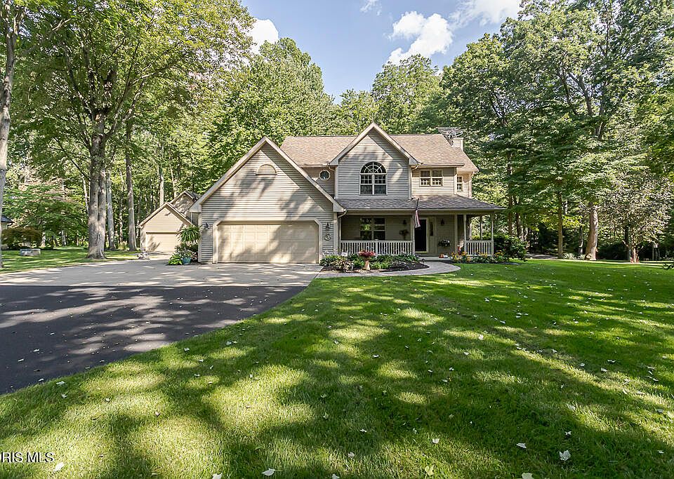 1st image of 2657 Scott Rd