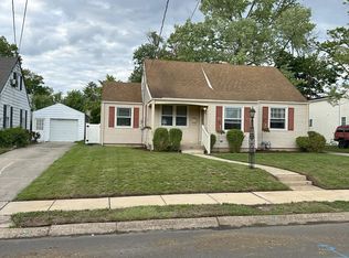 120 Lindsey Ave, Runnemede, NJ 08078