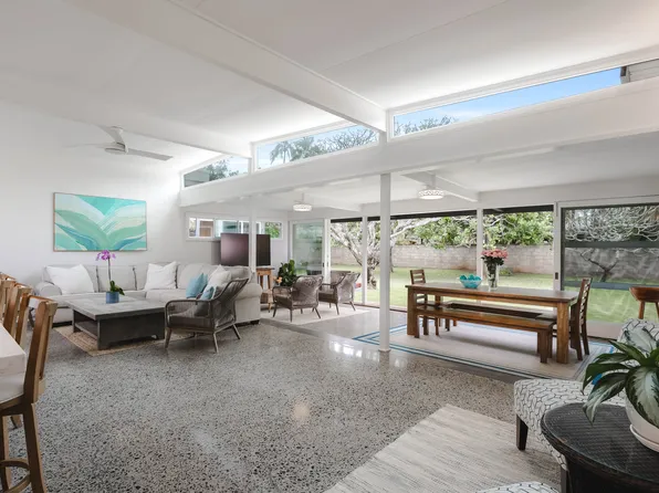 65 Kaiholu Pl, Kailua, HI 96734