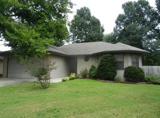 2342 S Orchard Crest Ave, Springfield, MO 65807