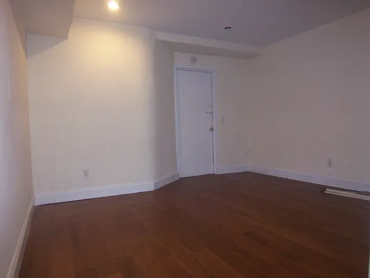 Sold by David Francis New York LLC | media 14