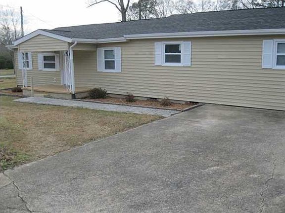 2nd image of 1735 Southernwood Dr