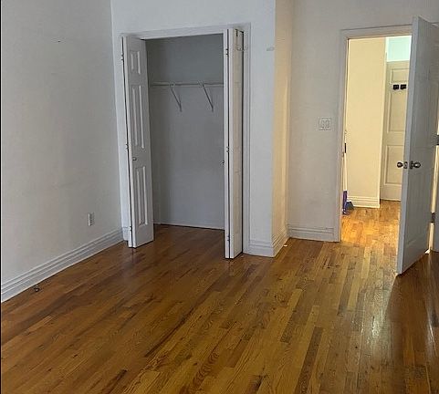 4th image of 21 Maiden Ln #2