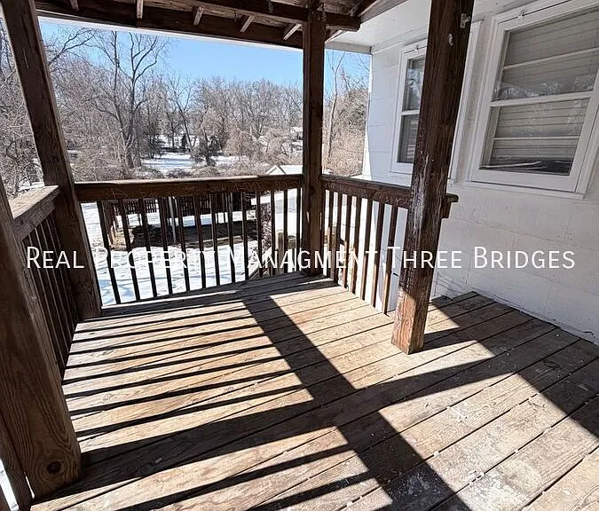 35 S Barat Ave — Photo 2