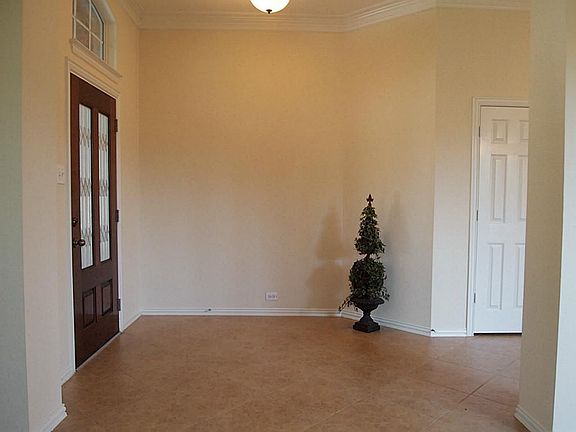 3rd image of 7302 Leo Creek Ln