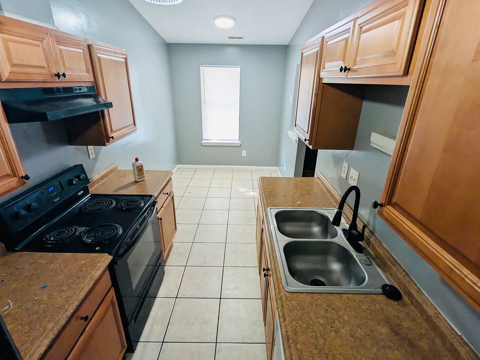 2 bed, 817 sqft, $1,500 — Photo 4