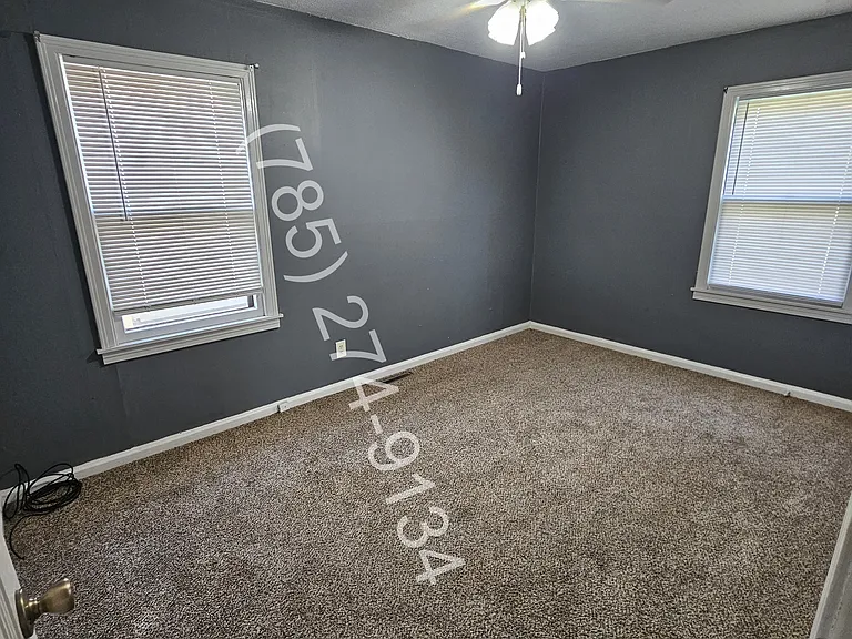 433 E Cloud St — Photo 12