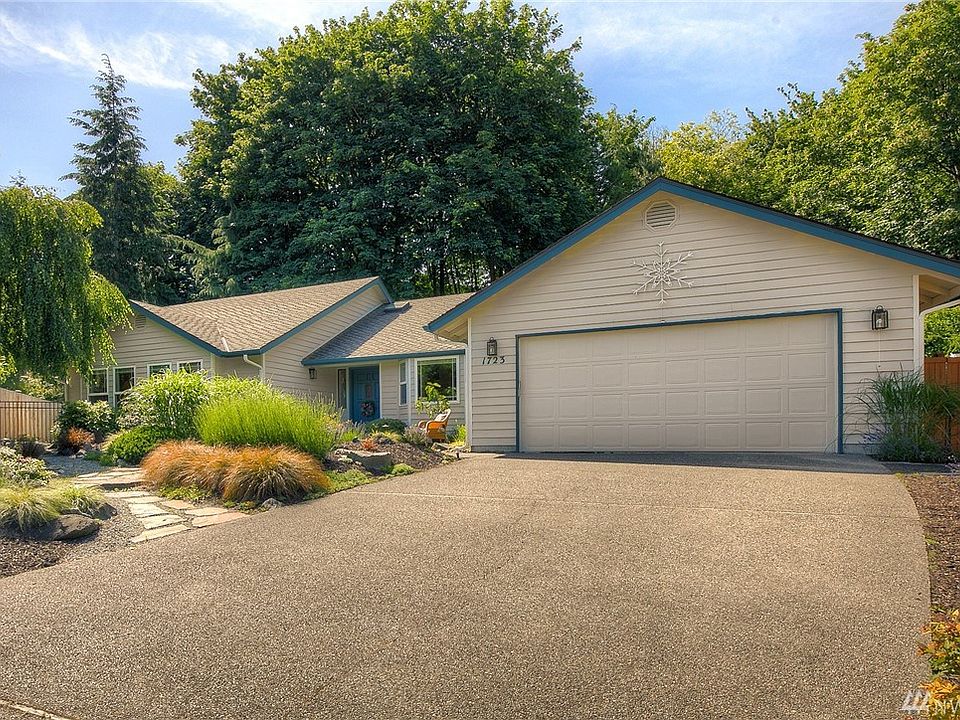 1st image of 1723 Easthill Pl NW
