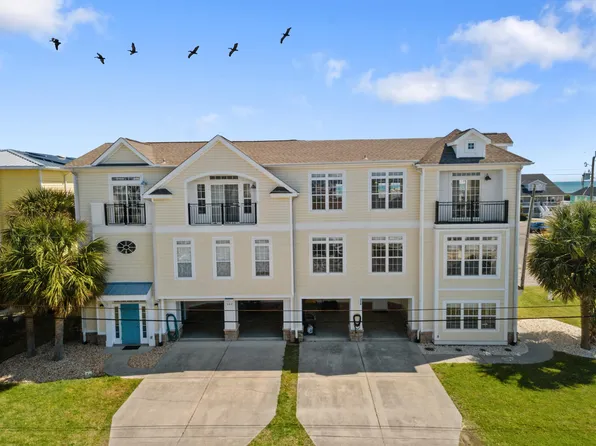 302 3rd Ave N #B, Kure Beach, NC 28449