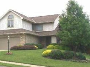 613 Hemlock Rd, Coraopolis, PA 15108