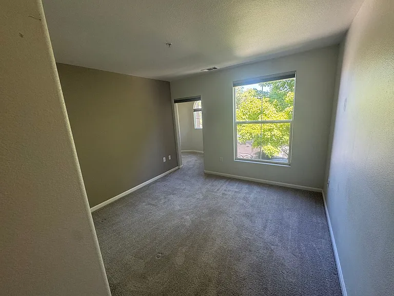 5350 Dunlay Dr #814 — Photo 12