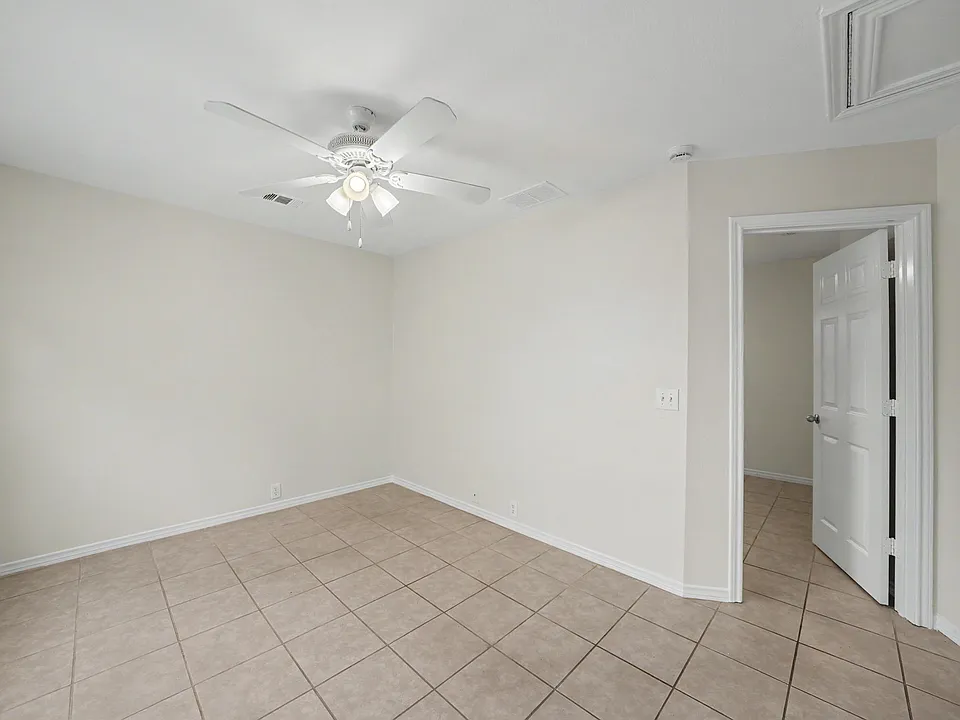 11287 Pear Ridge Dr #1