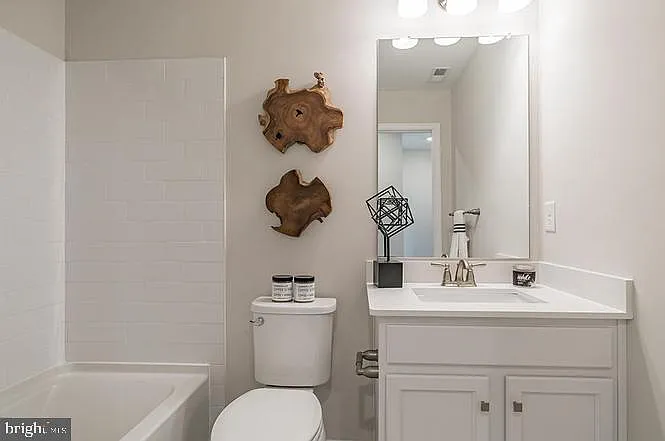 1128 Meadowlark Dr — Photo 7