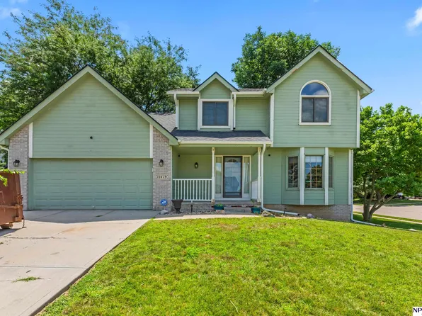 10419 Mary Cir, Omaha, NE 68122