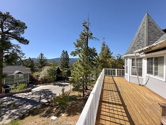 2nd image of 783 Villa Grove Ave