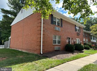 404 E Cornell Dr, Sterling, VA 20164