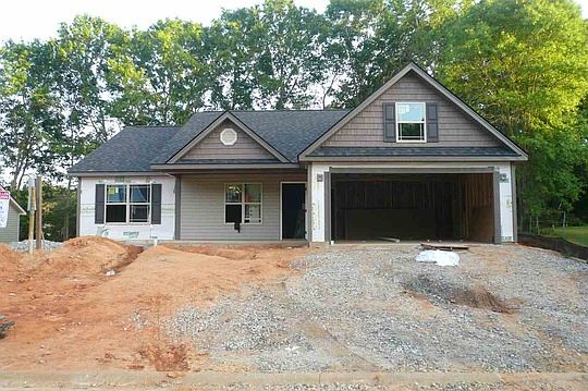 1st image of 194 Heritage Creek Dr