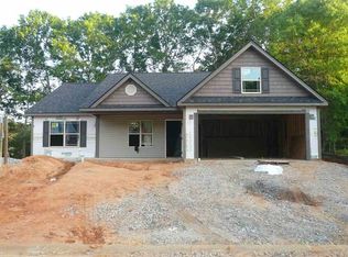 194 Heritage Creek Dr, Boiling Springs, SC 29316