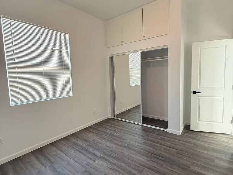 1821 N Ave #B — Photo 6