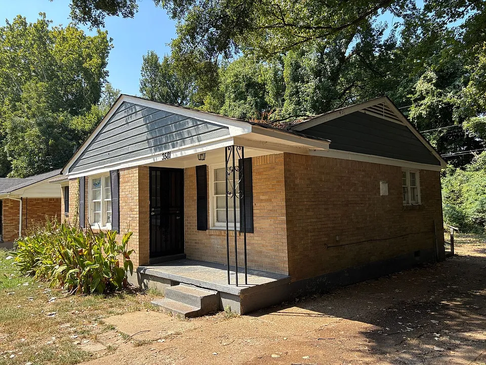 3581 Kensett Dr
