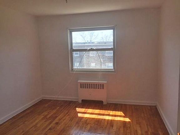 4th image of 1563 Independence Ave #2B
