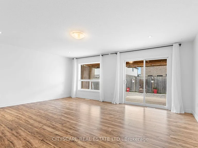 1831 Reilly Walk — Photo 5
