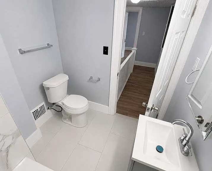 121 Jones St — Photo 23