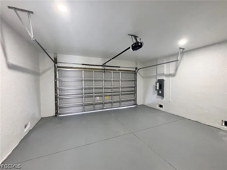 4206 NW 32nd Ln — Photo 27