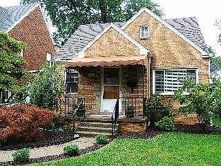 2nd image of 3638 Bowen Rd