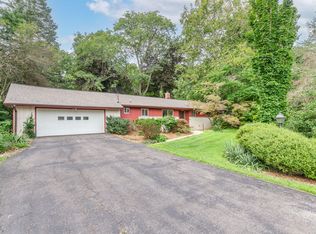 3390 Allston Dr, Jackson, MI 49201