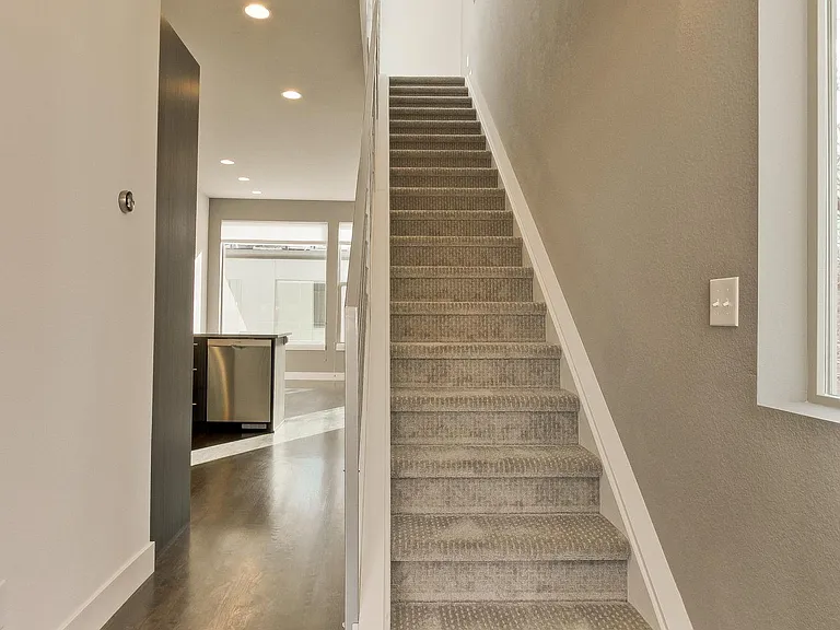 1036 W 37th Ave — Photo 19