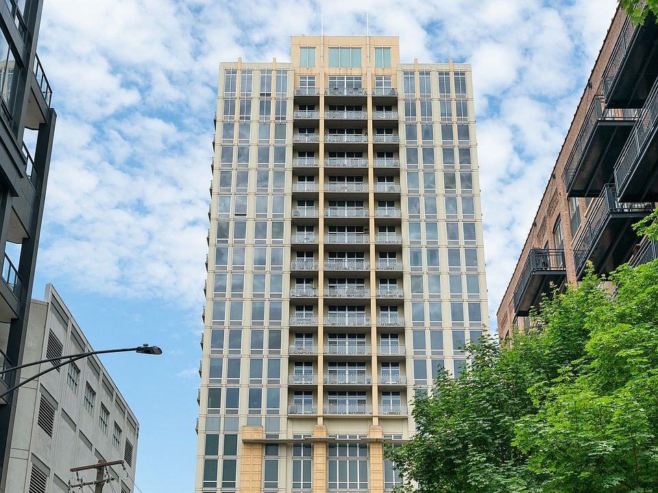 1st image of 700 N Larrabee St #Gu200