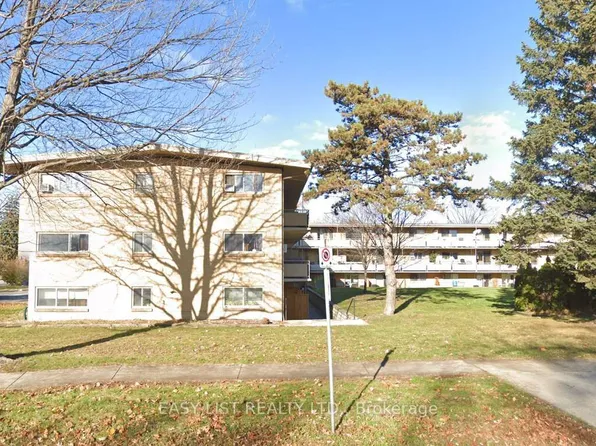 8650 Wyandotte St E #34, Windsor, ON N8S 1T9