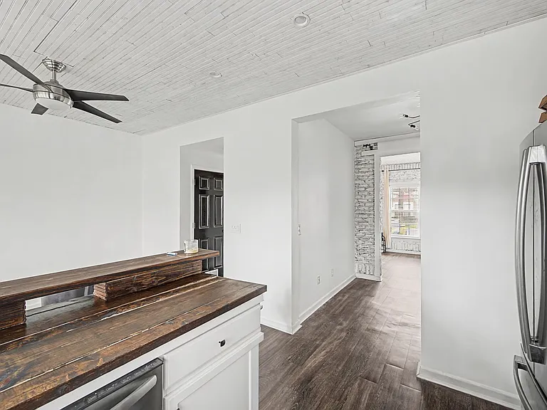 3401 Anderson Rd #4 — Photo 28