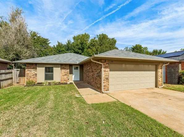 133 Brad St, Edmond, OK 73003