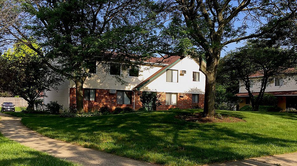 1st image of 8308 Oak Leaf Dr APT 1002
