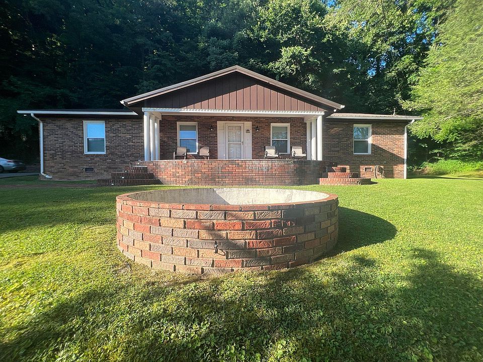 1st image of 97 Simonton Dr